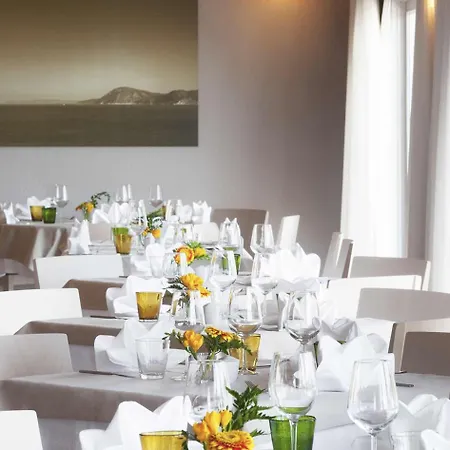 Riva Del Sole Hotel