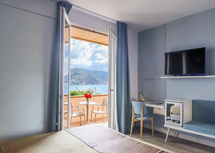 Riva Del Sole Hotel 4*