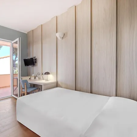 Hotel Riva Del Sole
