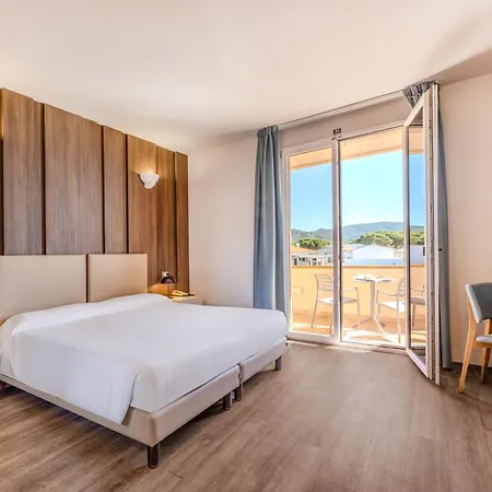 Riva Del Sole Hotel 4*