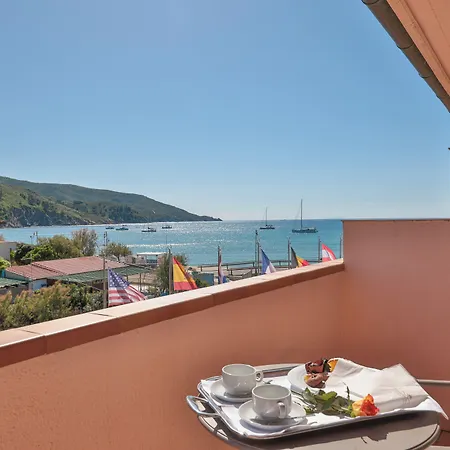 Hotel Riva Del Sole