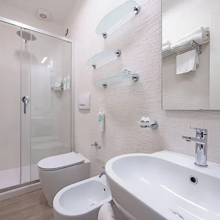 Otel Riva Del Sole 4*