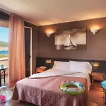 Hotel Riva Del Sole 4*